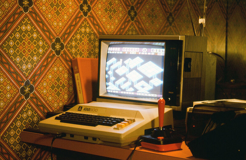 19800000-P3QHX--Atari-800.jpg
