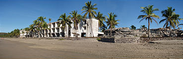 La Manzanilla - Beach - Ruined Hotel (panorama)