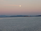 Kayaking Lummi Island - DNR Campsite - Sunset and Moonrise - Dinner