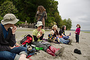 Beach - Tideflats - Hansville - Snacks - Mark - Laura - Winslow - Corrie - Carrie - Mason - Noe