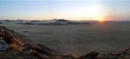 Namibia - Desert - Sunset - Sundowner