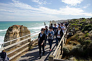Great Ocean Road - Twelve Apostles - Tourists