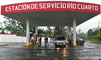 Gas Station - Van - Río Cuarto (Dec 27, 2005 8:57 AM)