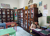 Xela (Quetzaltenango) - PLQE - Language School - Library
