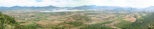 Lake Pátzcuaro - View from the top of El Estribo