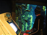 Newport Oregon Coast Aquarium Remote Control Camera Submarine in Fish Tank (October 19, 2004 2:20 PM)