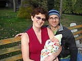Volunteer Park - Laura - Lyra - Geoff (Photo by Dottie) Volunteer Park - Laura - Lyra - Geoff (Photo by Dottie)