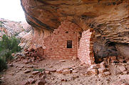 Comb Ridge - Ruins - Walls (6:46 PM Oct 9, 2005)